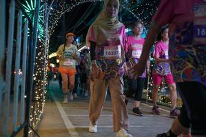 BIB: 19102, 18537, 18757
                            <button type="button" onclick="openModal(24677414)" class="btn btn-primary btn-sm float-right btn-popup" data-toggle="modal" data-target=".modal-high-quality">
                        <i class="fas fa-shopping-cart"></i> Add to Cart
                    </button>
                                            <button type="button" onclick="isThisMe(24677414, true)" class="btn btn-success btn-sm float-right btn-popup btn-isme hidden" data-toggle="tooltip" data-placement="bottom" title="นี่คือรูปของคุณใช่ไหม คลิกที่นี่เพื่อเอาเข้าอัลบั้ม">
                        <i class="fas fa-plus"></i> Add to album
                    </button>
                    <button type="button" onclick="isThisMe(24677414, false)" class="btn btn-warning btn-sm float-right btn-popup btn-isnotme hidden">
                        <i class="fas fa-ban"></i> Remove from album
                    </button>